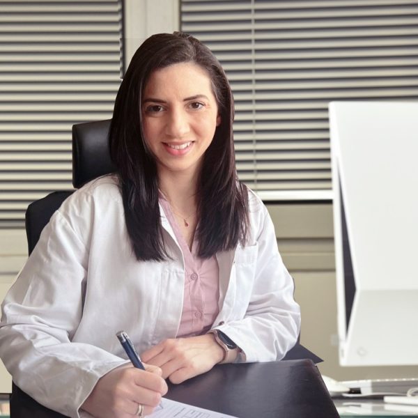 Dr. Stella Palaikythritou Papakyriakou (Ophthalmology)