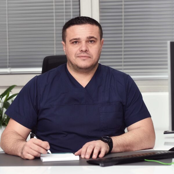 Dr. Christos Charatsidis (Orthopaedic Surgery - Traumatology)