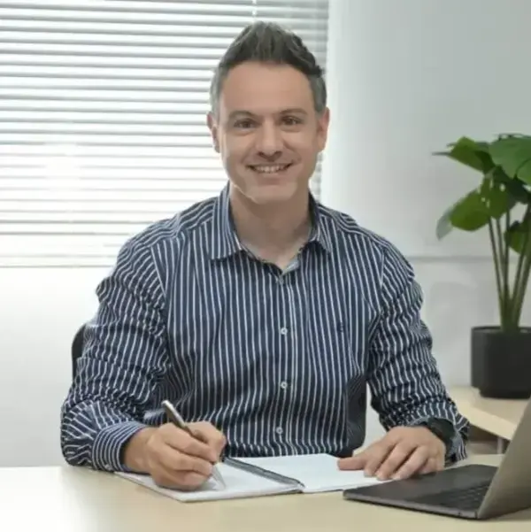 Dr. Nicholas Apostolou - Neurosurgeon (GHS) at DIKTEON Medical Center at Strovolos - Nicosia - Cyprus / Δρ. Νικόλας Αποστόλου - Νευροχειρουργός (ΓεΣΥ) στο ΔΙΚΤΑΙΟΝ Ιατρικό Κέντρο στον Στρόβολο - Λευκωσία - Κύπρος.